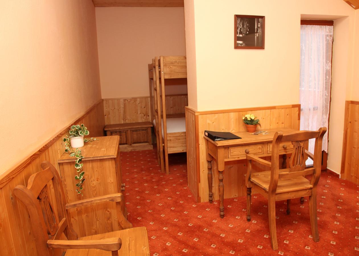 Garni Hotel Asas*** Мост Экстерьер фото