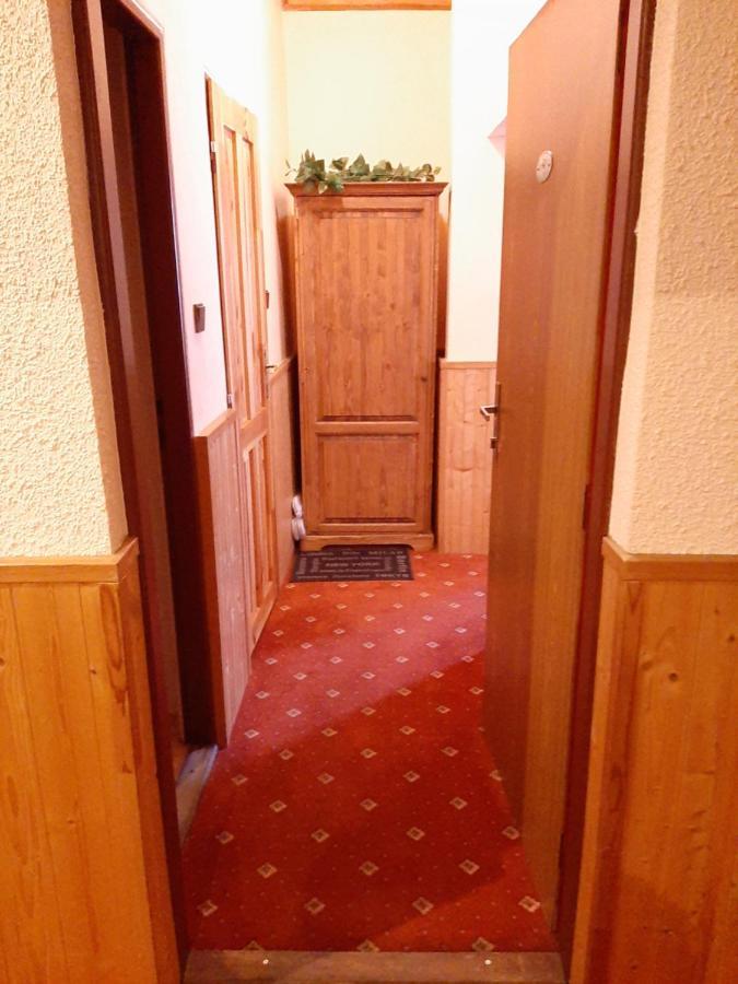 Garni Hotel Asas*** Мост Экстерьер фото
