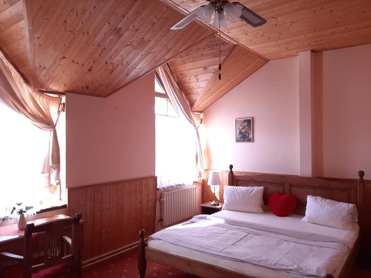 Garni Hotel Asas*** Мост Экстерьер фото