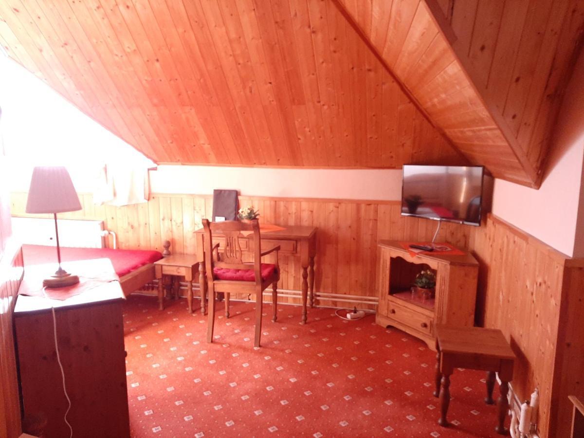 Garni Hotel Asas*** Мост Экстерьер фото