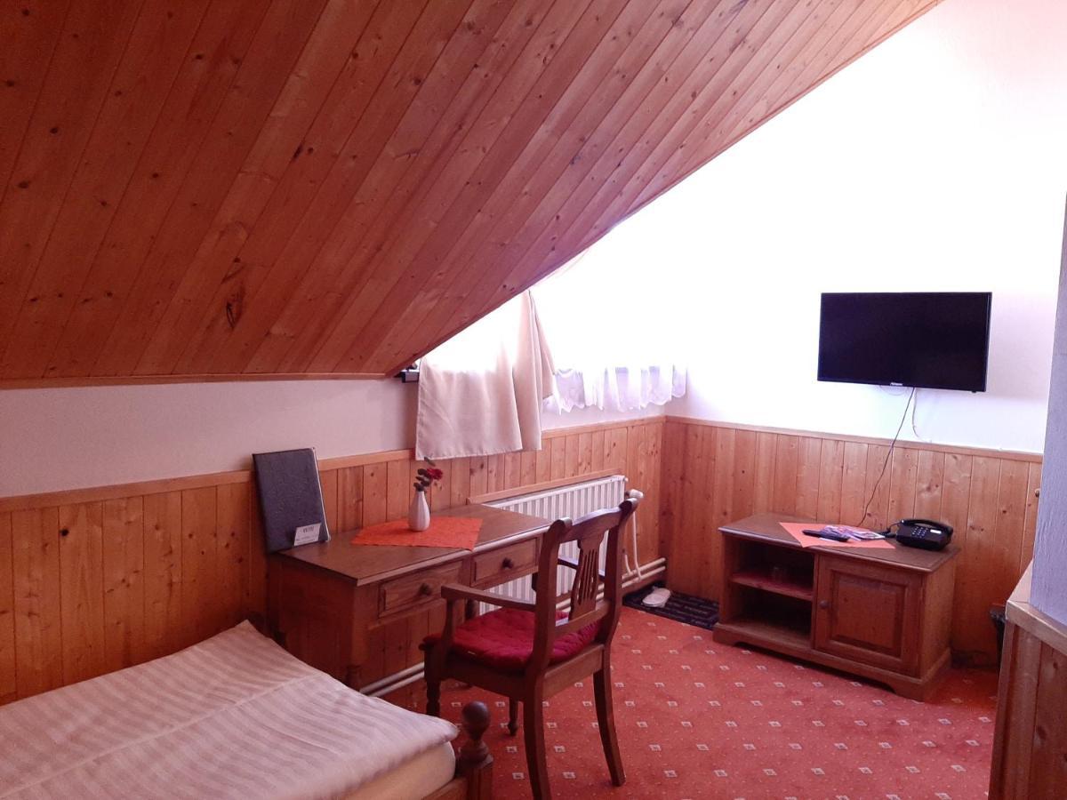 Garni Hotel Asas*** Мост Экстерьер фото